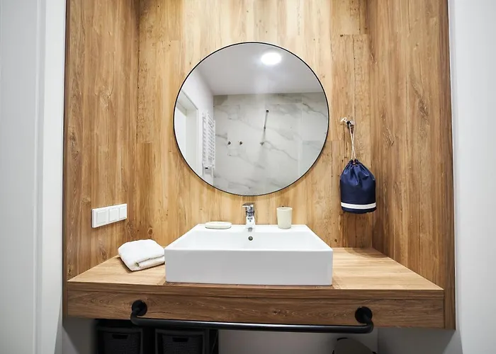 Jantaris Przy Plazy 아파트 미엘노