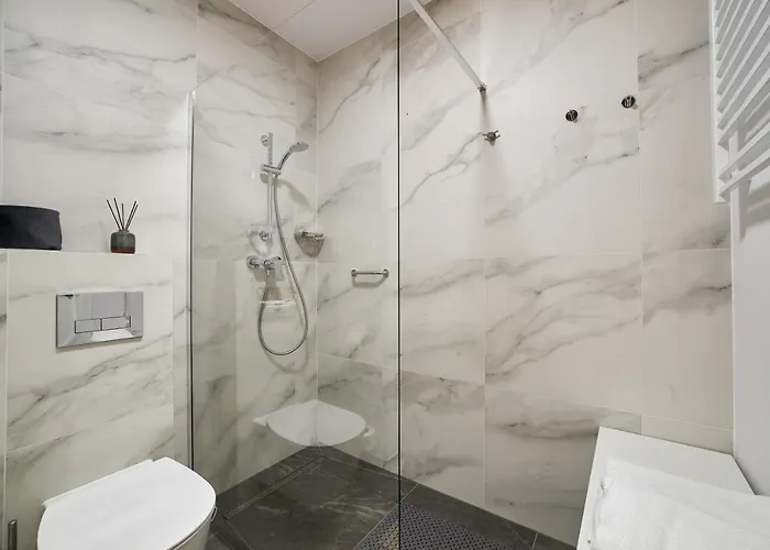 Jantaris Przy Plazy 아파트 *