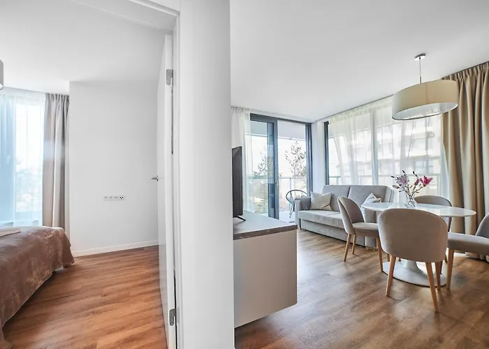 아파트 Jantaris Przy Plazy 미엘노